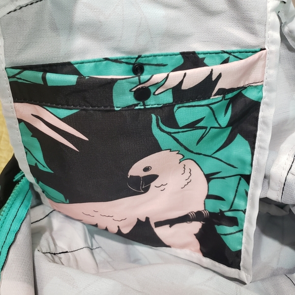 Pink Parrot backpack - Picture 8 of 9